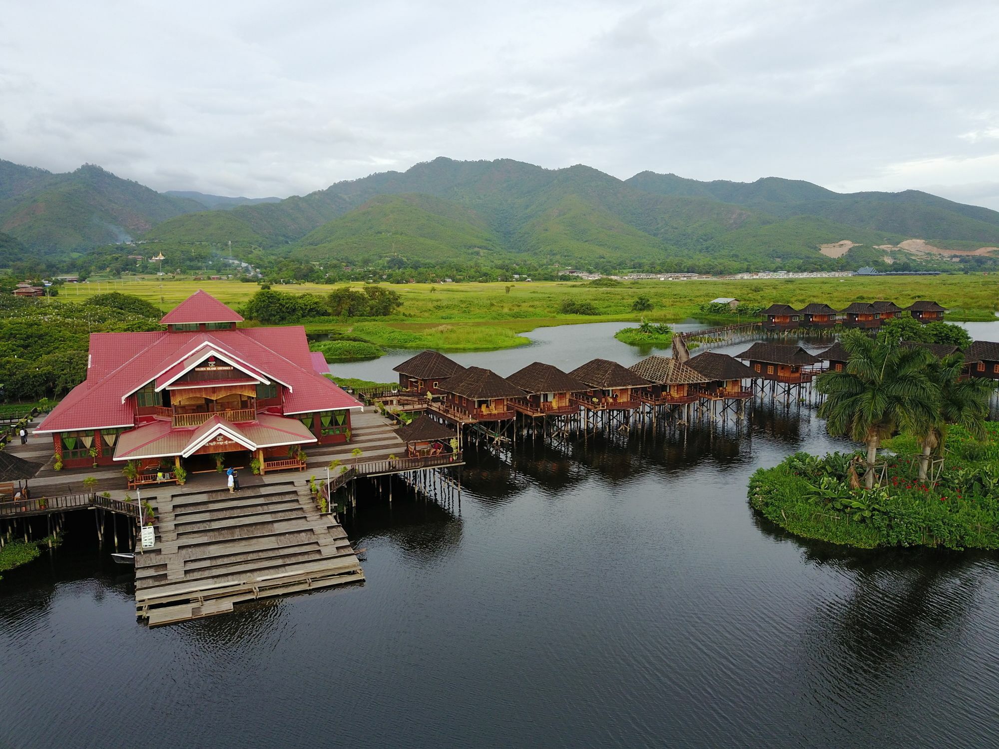 Golden Island Cottages Thale U Hotel Ywama Екстериор снимка