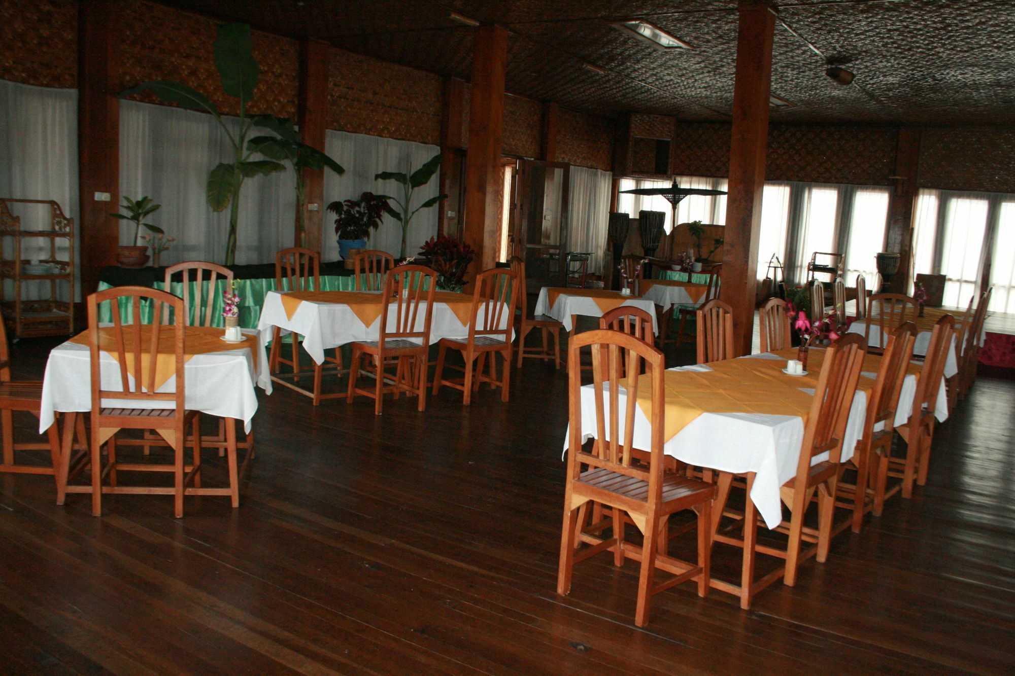 Golden Island Cottages Thale U Hotel Ywama Екстериор снимка